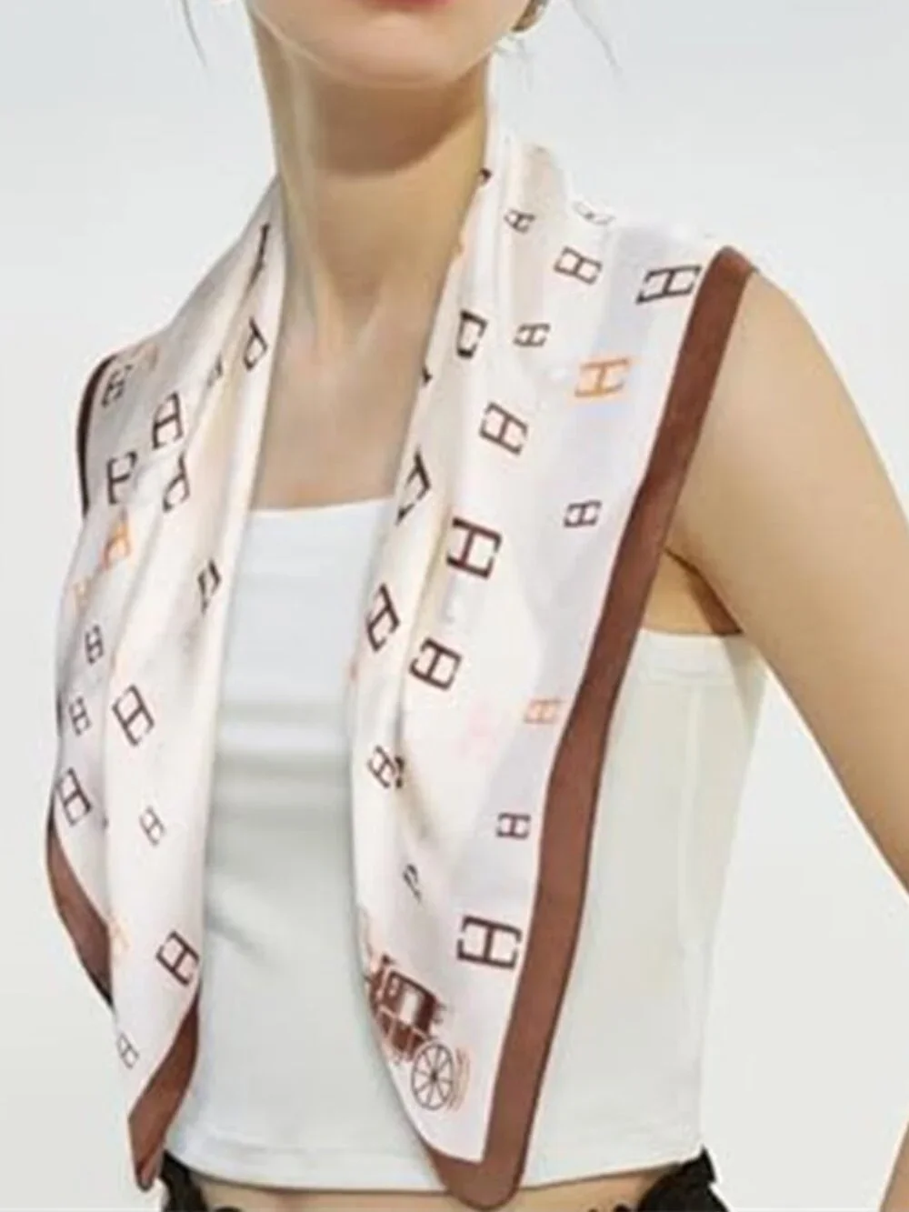 H Carriage Off White Satin Scarf Women's Square Hair Neck Headscarf 27.5